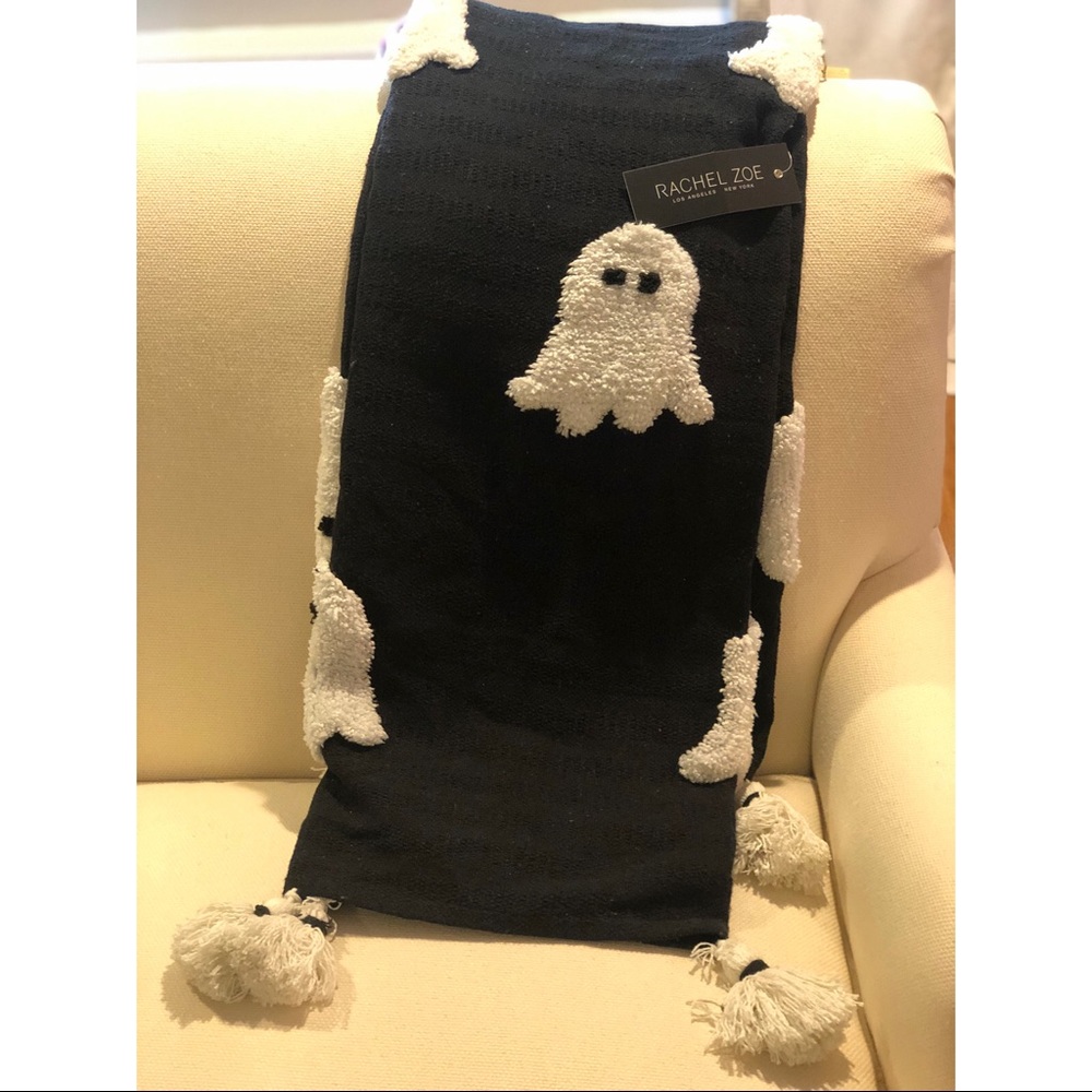 NWT, Viral Tim Tok, Rachel Zoe, HomeGoods,  Ghost Throw Blanket, black and white